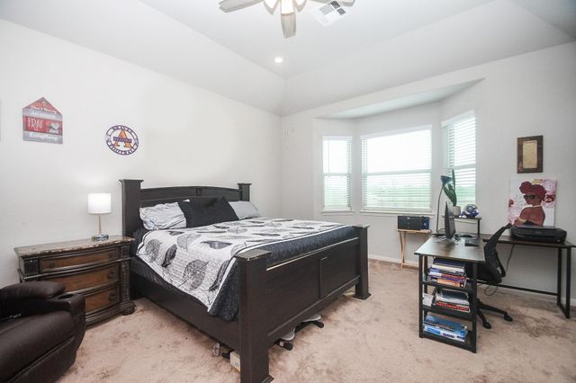 31530 Elkcreek Bend Drive, Hockley, TX 77447