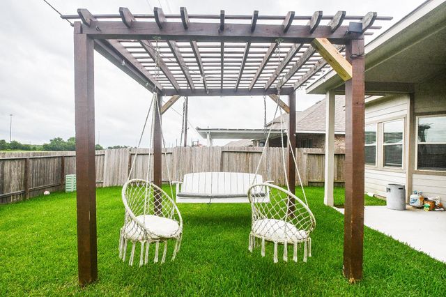 31530 Elkcreek Bend Drive, Hockley, TX 77447