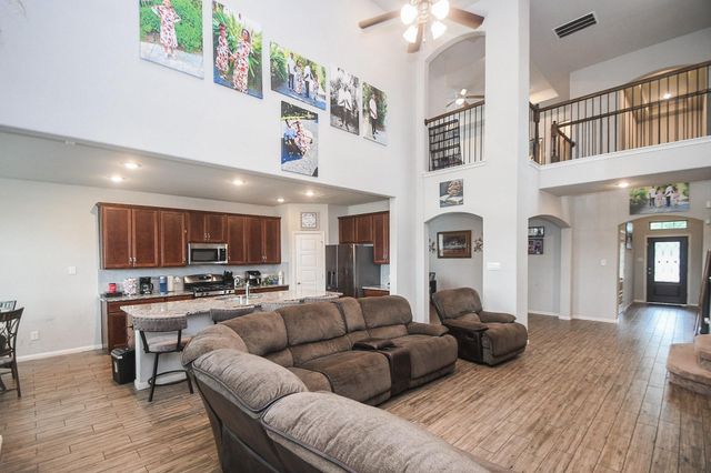31530 Elkcreek Bend Drive, Hockley, TX 77447