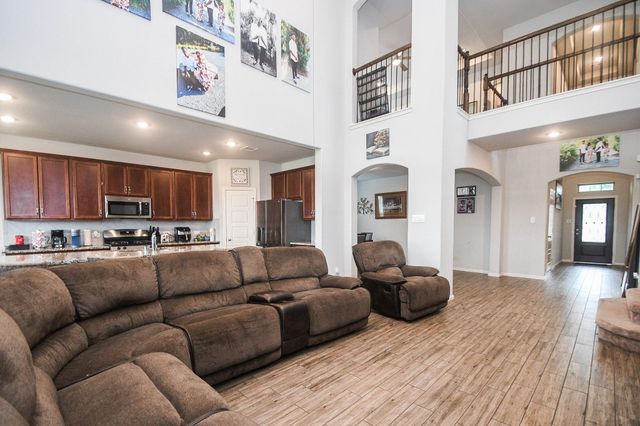 31530 Elkcreek Bend Drive, Hockley, TX 77447