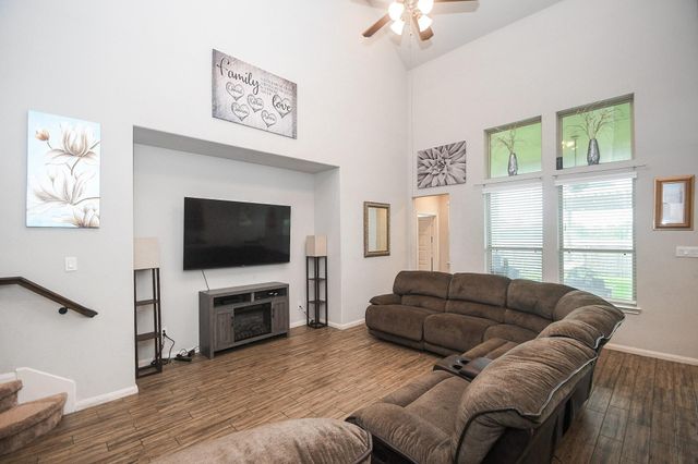 31530 Elkcreek Bend Drive, Hockley, TX 77447