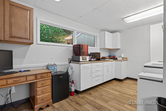 224 S Weaver Avenue, Fremont, MI 49412