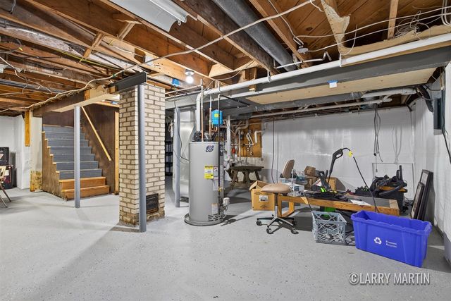 224 S Weaver Avenue, Fremont, MI 49412