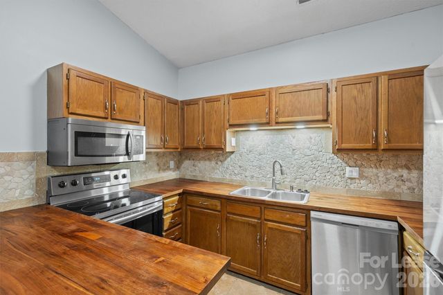 4130 Charlotte Highway L, Clover, SC 29710