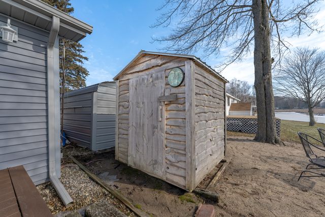 17863 Point Drive, Barryton Vlg-fork Twp, MI 49305