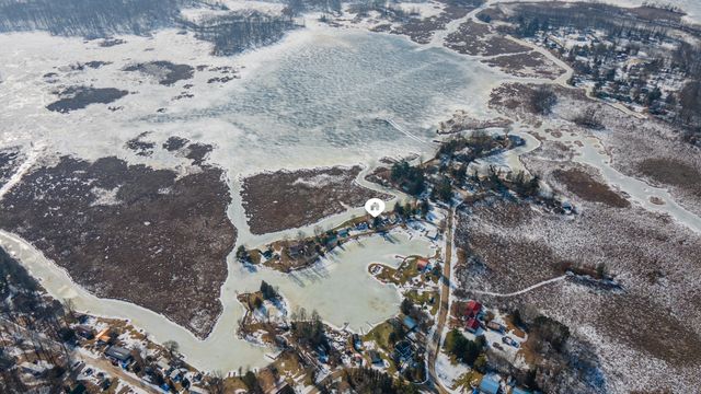 17863 Point Drive, Barryton Vlg-fork Twp, MI 49305