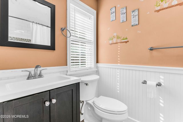 398 Riverdale Drive, Aberdeen, NJ 07735