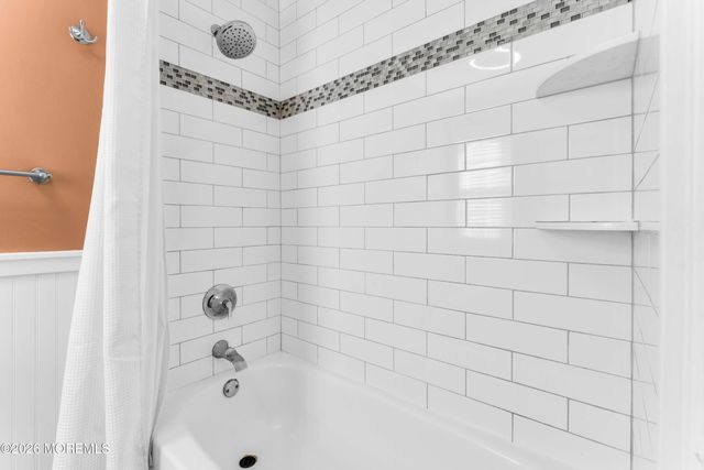 398 Riverdale Drive, Aberdeen, NJ 07735