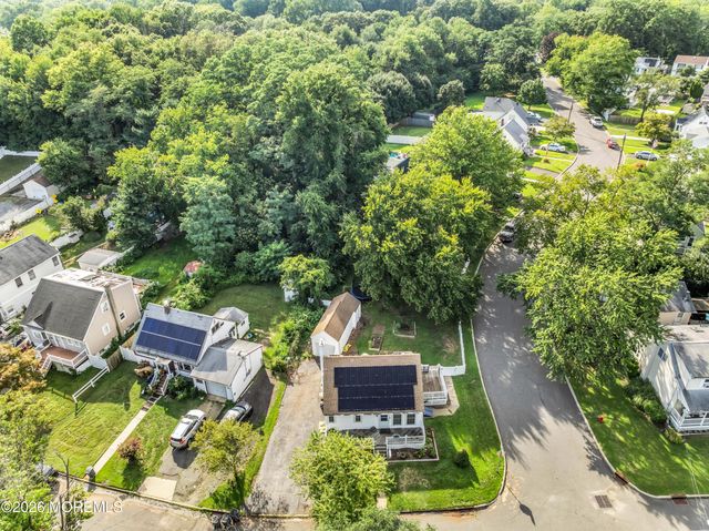 398 Riverdale Drive, Aberdeen, NJ 07735