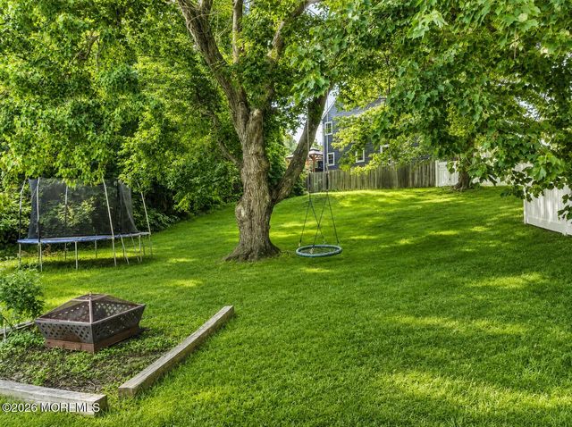 398 Riverdale Drive, Aberdeen, NJ 07735