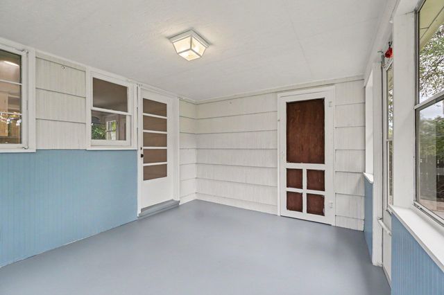 521 Hutchinson Street, Kalamazoo, MI 49008