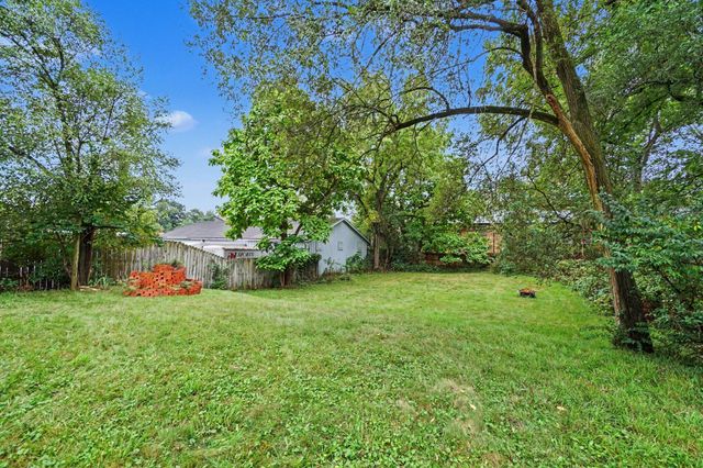 521 Hutchinson Street, Kalamazoo, MI 49008