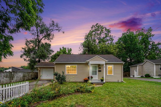 521 Hutchinson Street, Kalamazoo, MI 49008