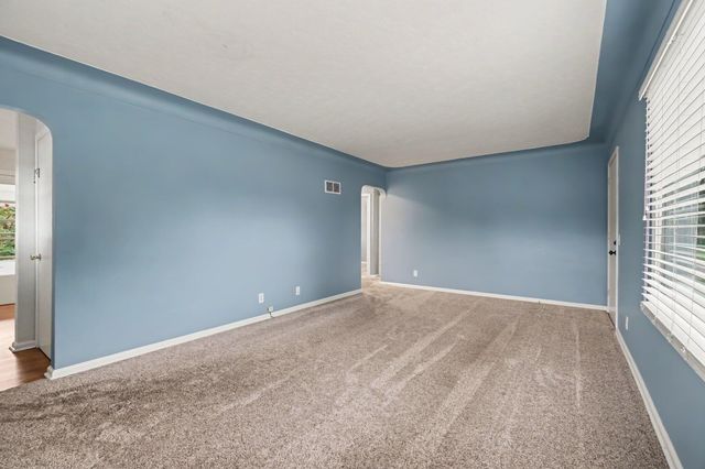 521 Hutchinson Street, Kalamazoo, MI 49008