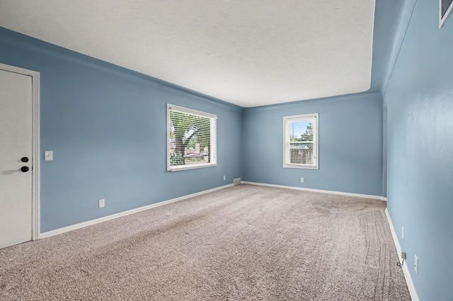 521 Hutchinson Street, Kalamazoo, MI 49008