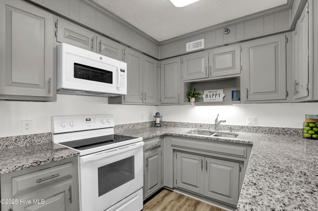 1896 New River Inlet Road 1309, Sneads Ferry, NC 28460