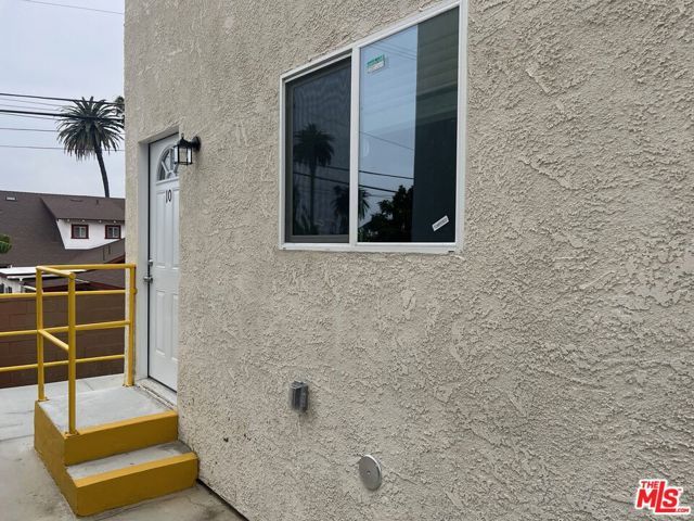 233 N PARK VIEW Street 9, Los Angeles, CA 90026