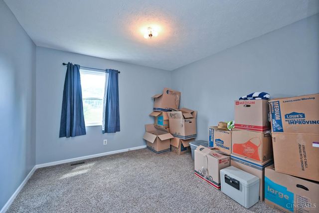 619 Quail Run Road, Middletown, OH 45042