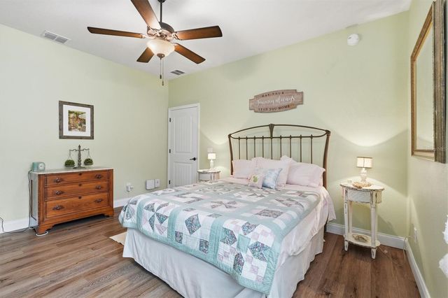 10049 SW 77TH LOOP, Ocala, FL 34481