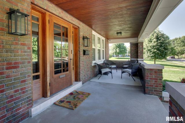 321 S 23RD Street, Quincy, IL 62301