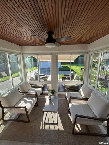 321 S 23RD Street, Quincy, IL 62301