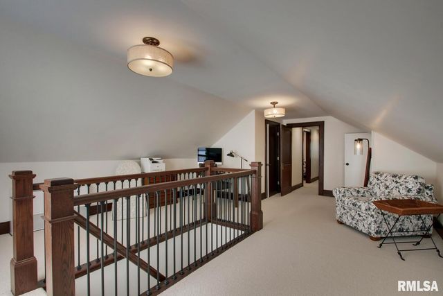 321 S 23RD Street, Quincy, IL 62301