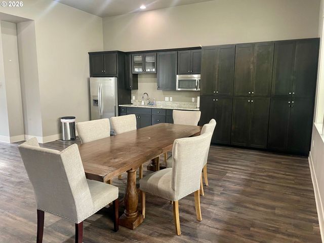 15450 Se ECKERT Ln, Damascus, OR 97089