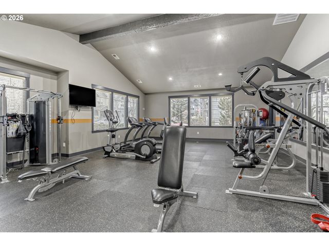 15450 Se ECKERT Ln, Damascus, OR 97089