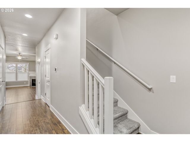 15450 Se ECKERT Ln, Damascus, OR 97089