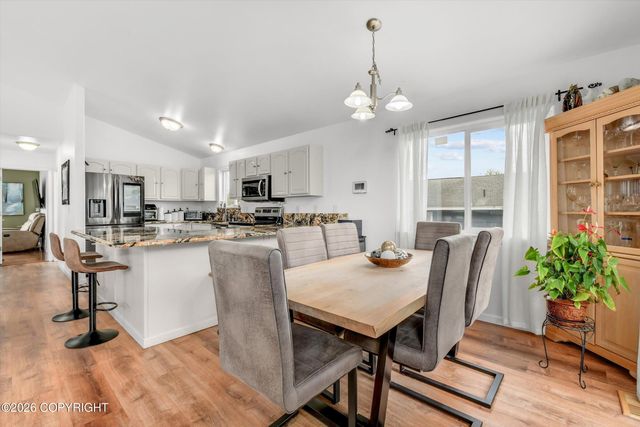 837 E 12th Avenue, Anchorage, AK 99501