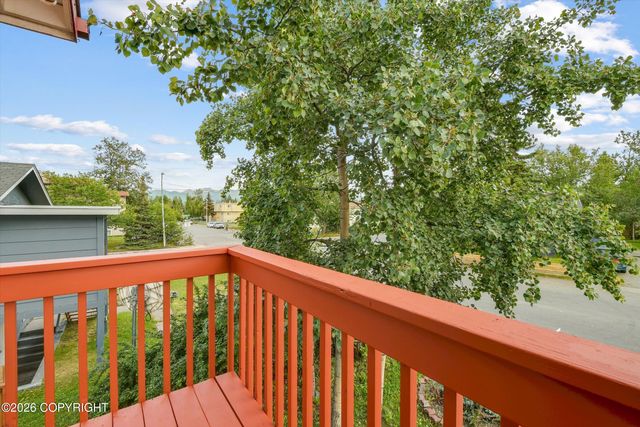 837 E 12th Avenue, Anchorage, AK 99501