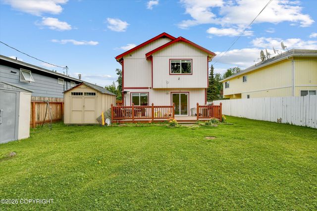 837 E 12th Avenue, Anchorage, AK 99501