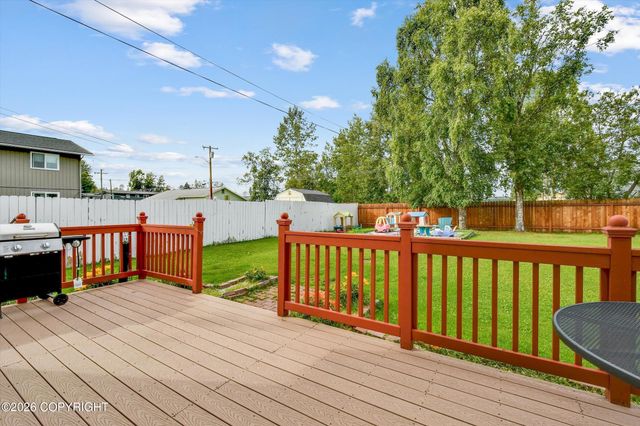 837 E 12th Avenue, Anchorage, AK 99501