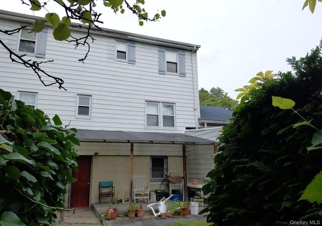 295 Hussey Road, Mount Vernon, NY 10552