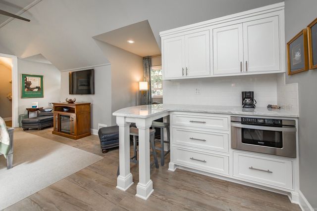 103 Edgemere Drive, Fairfield Bay, AR 72088