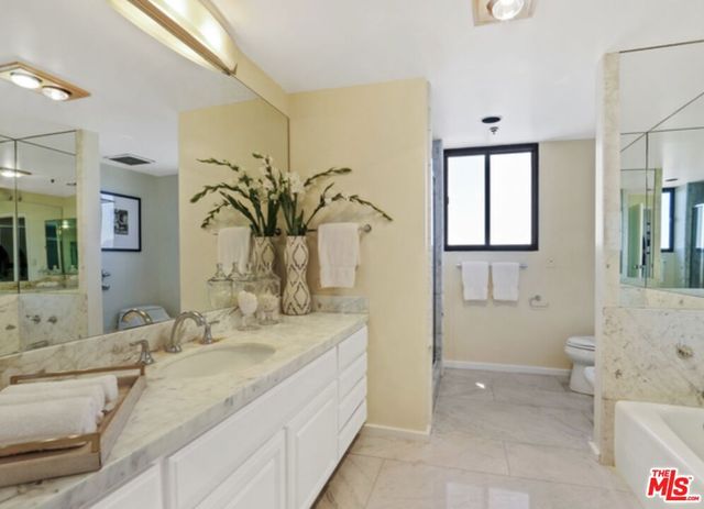 10660 Wilshire Boulevard 1007, Los Angeles, CA 90024