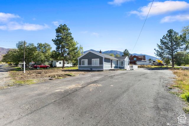 1938 N WALKER RD, Tooele, UT 84074