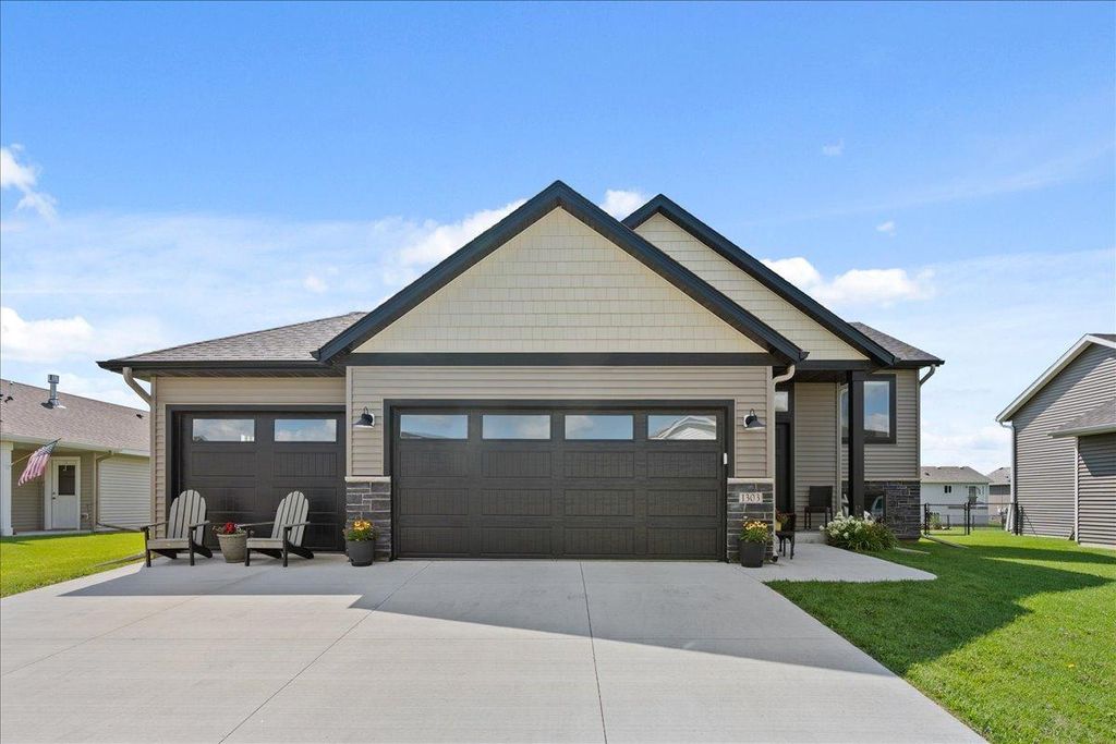 1303 6th Avenue SE, Kasson, MN 55944