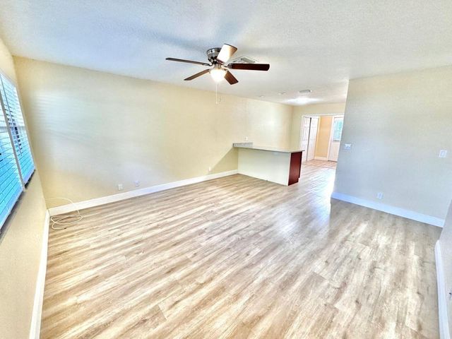 4875 Orlando Avenue B, West Palm Beach, FL 33417