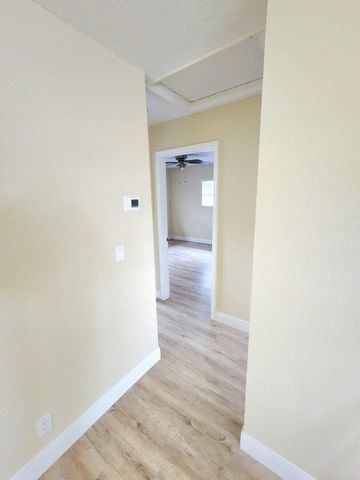 4875 Orlando Avenue B, West Palm Beach, FL 33417