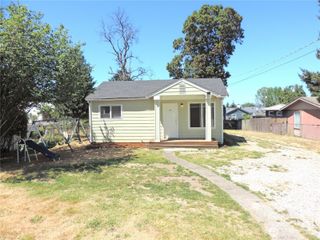 10233 10th Avenue SW, Seattle, WA 98146