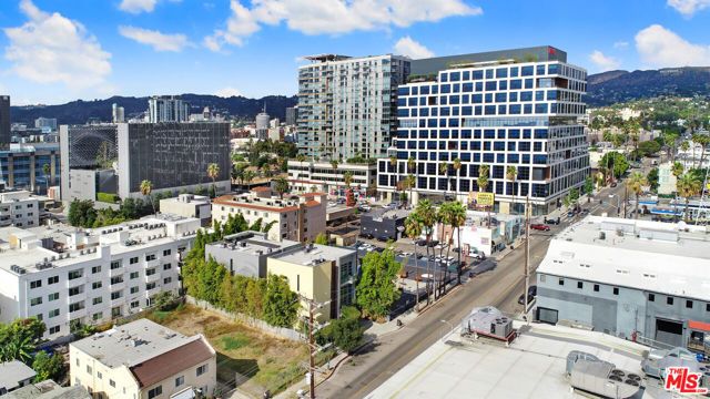 1449 N Bronson Avenue, Los Angeles, CA 90028