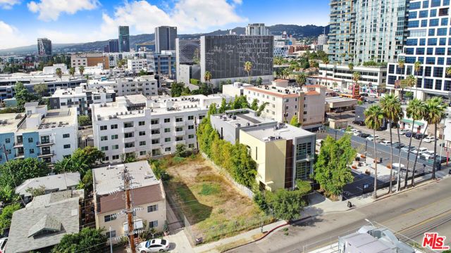 1449 N Bronson Avenue, Los Angeles, CA 90028