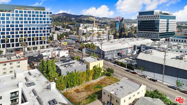 1449 N Bronson Avenue, Los Angeles, CA 90028