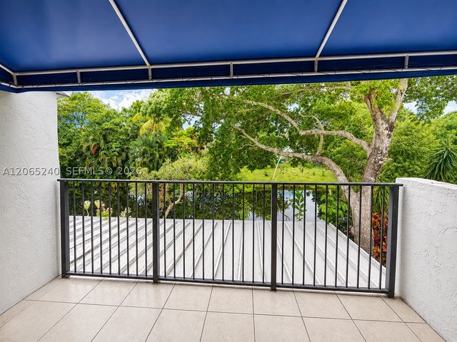 2311 SW 82nd Ter, North Lauderdale, FL 33068