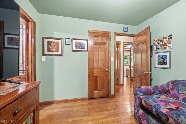 3849 Bainbridge Road, Cleveland Heights, OH 44118