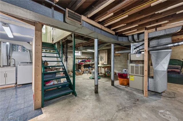 3849 Bainbridge Road, Cleveland Heights, OH 44118
