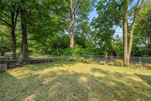 3849 Bainbridge Road, Cleveland Heights, OH 44118