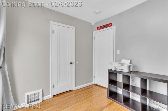 3313 Alice Street, Dearborn, MI 48124