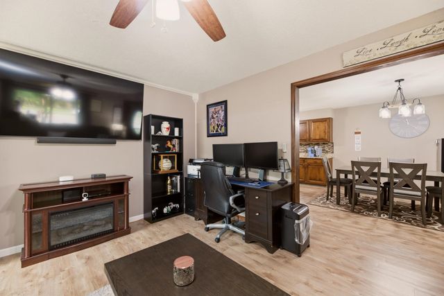 905 N Main St, Garden Plain, KS 67050
